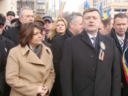 Antonescu, la Iaşi: Aş fi vrut ca Blaga să fie cu mine pe scenă